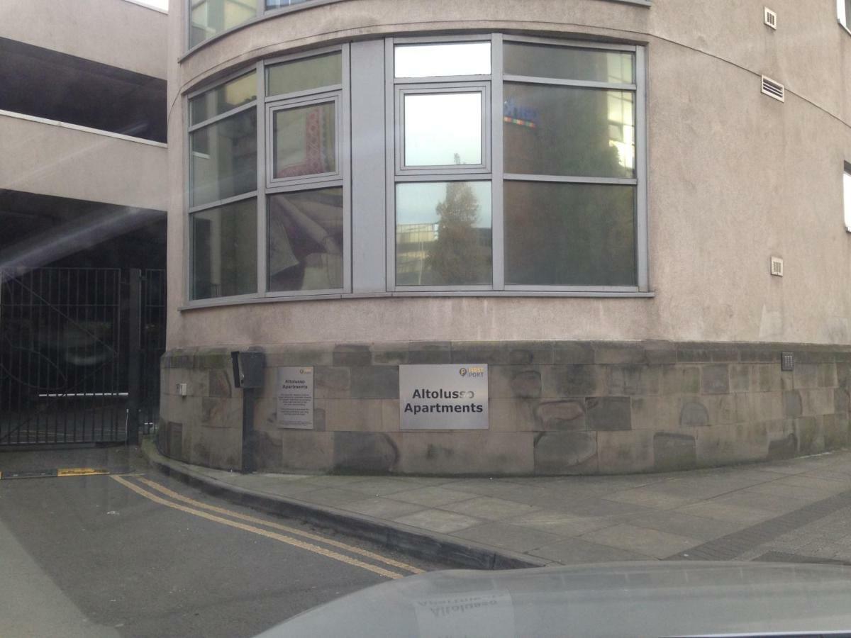 Stunning Spacious City Apartment With Free Parking Apartment