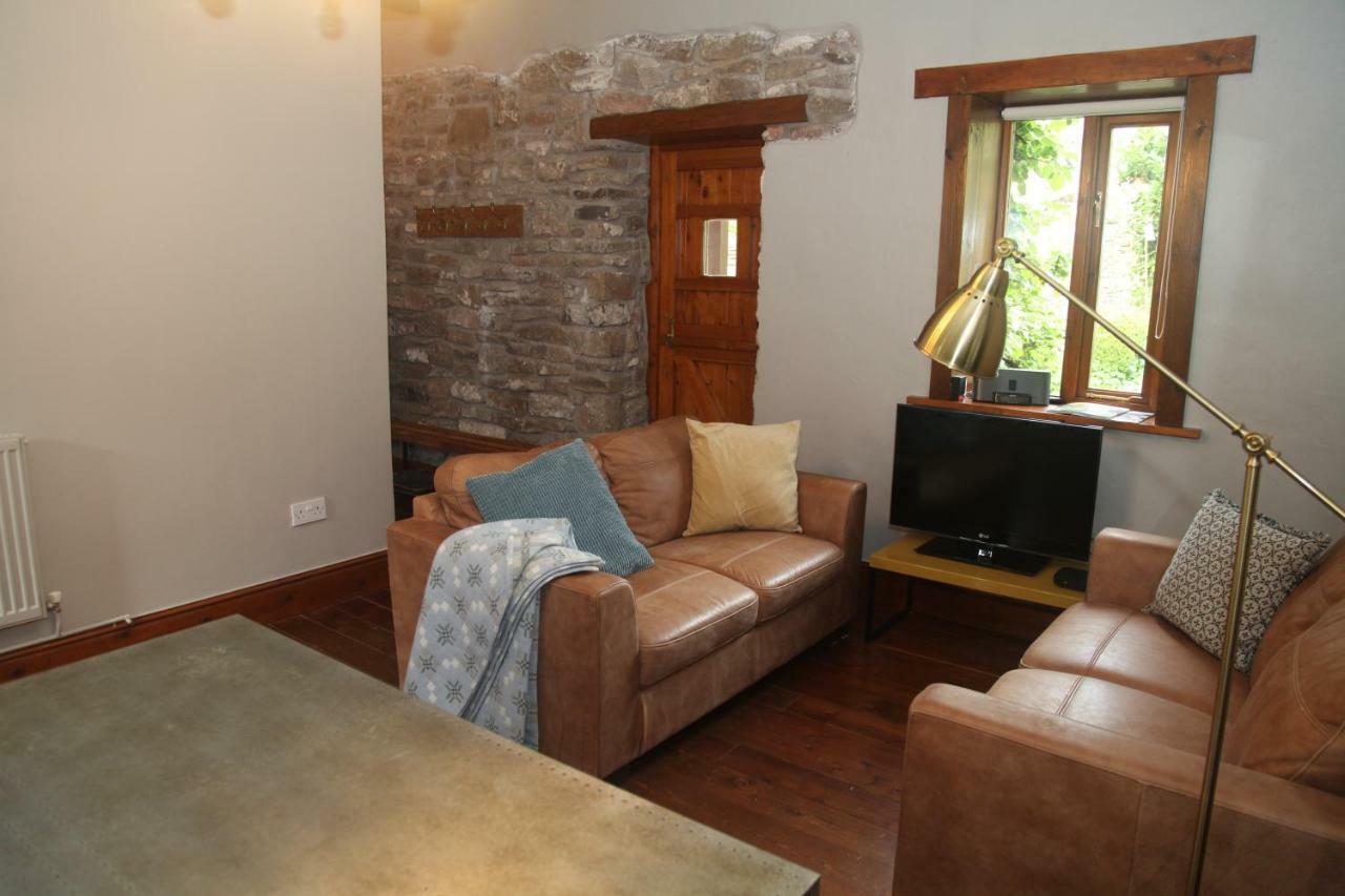 Ty Carreg Fach Staycation