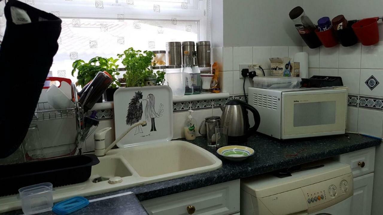 Cozy Private In Nice Area Of Homestay Cardiff