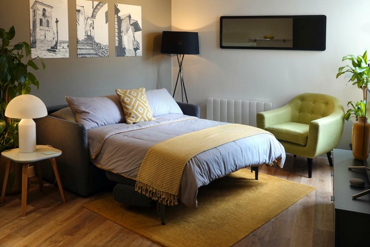 Apartment Modern One Bedroom In Bay