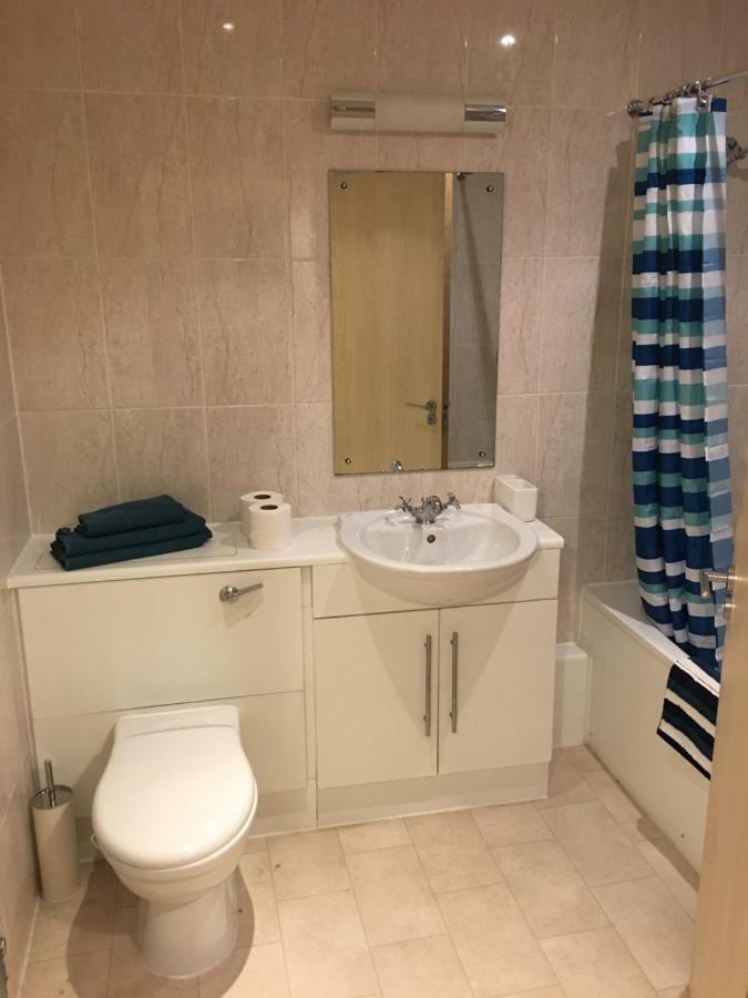 Stylish Centre Apartment Cardiff