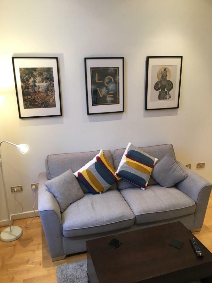 Stylish Centre Apartment *