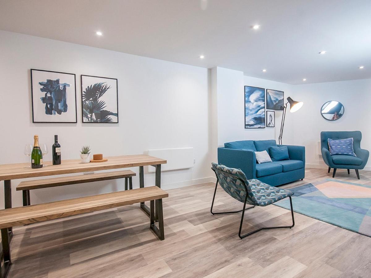 New In Centre & Close To Stadiums Apartment Cardiff