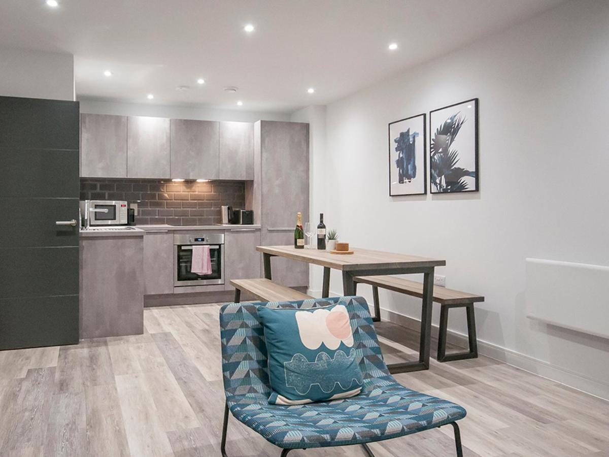New In Centre & Close To Stadiums * Cardiff