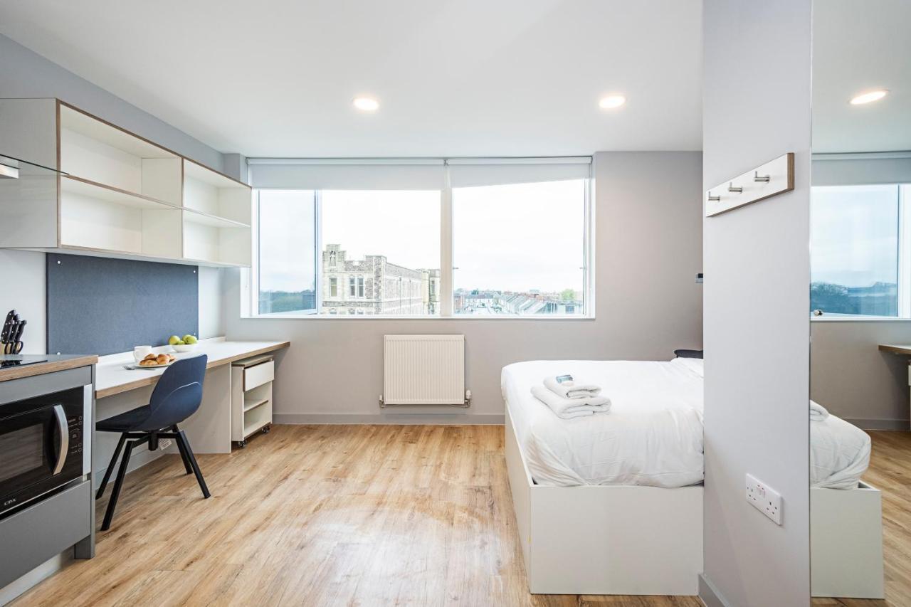 Modern Studios, * Cardiff