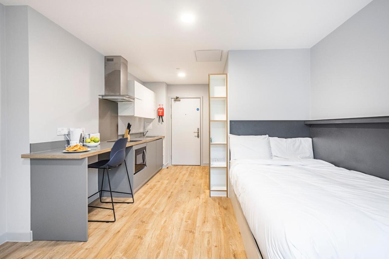 Modern Studios, Cardiff