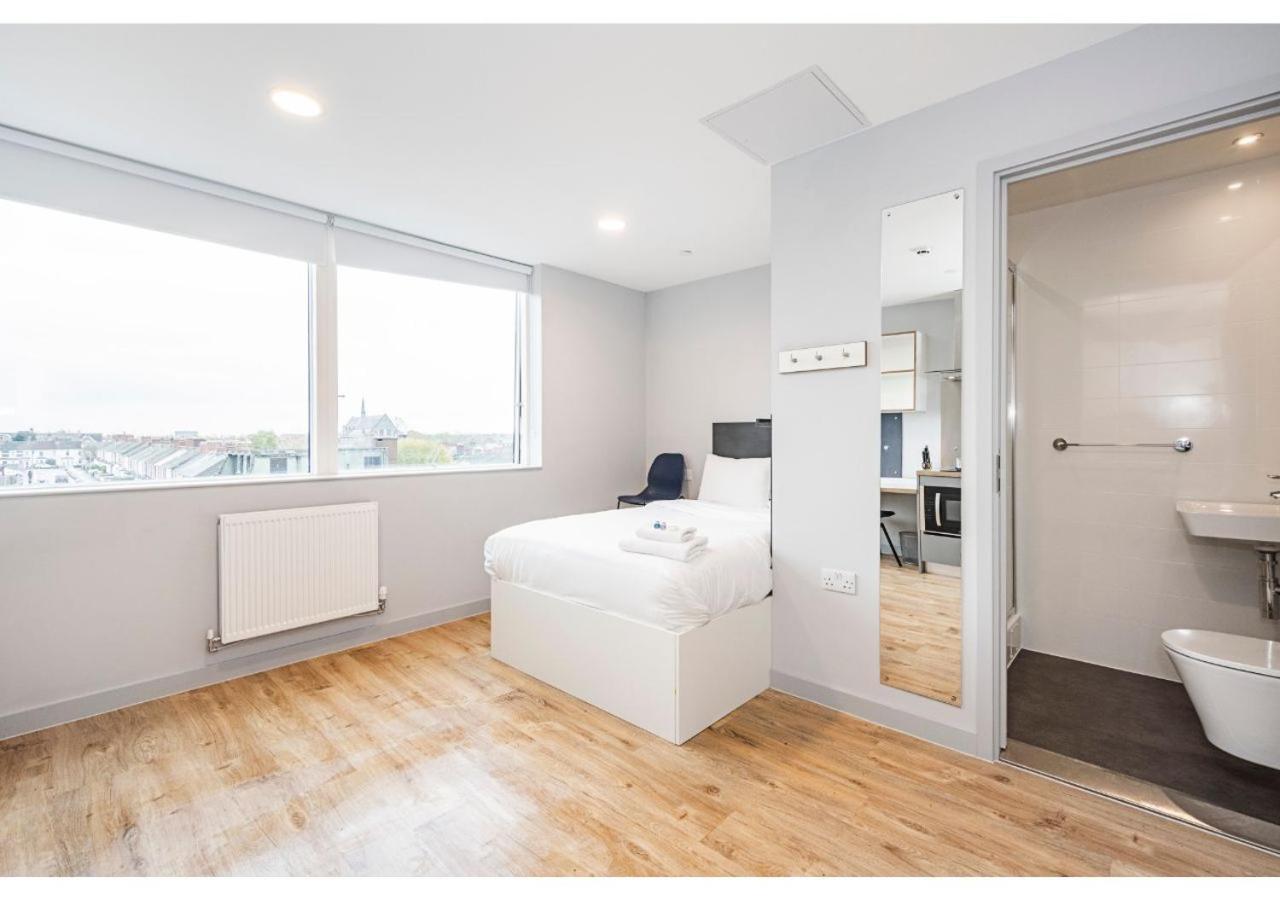 Apartment Modern Studios,