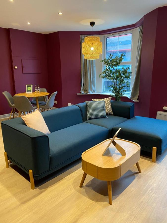 Apartment Aaron Wise - 17 Fitzhamon Cardiff