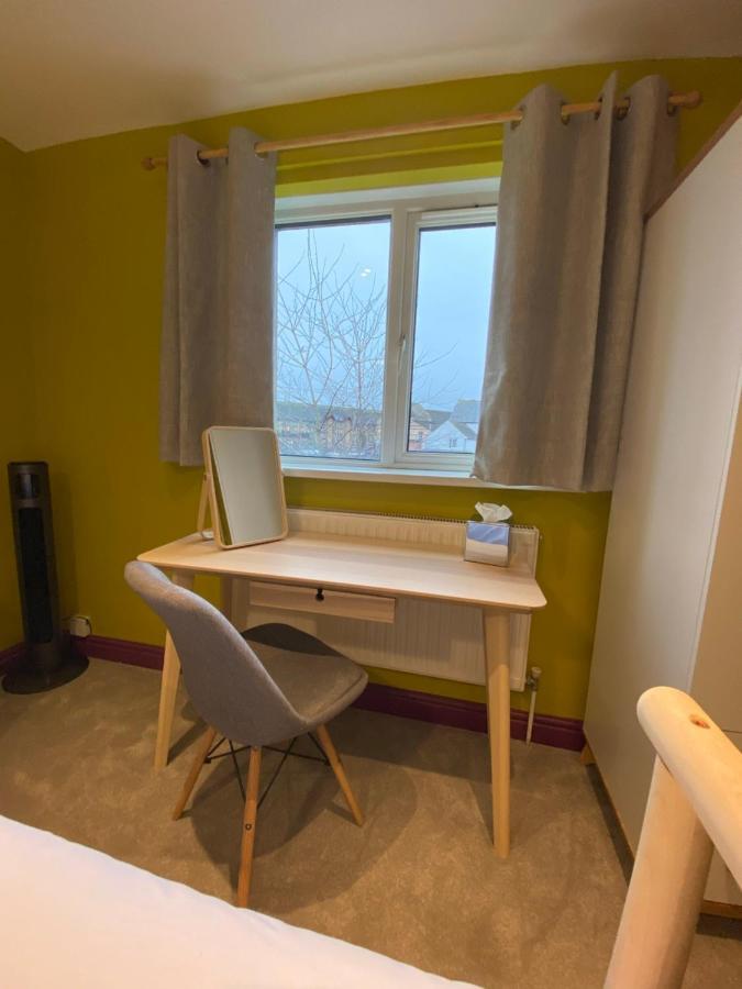 Aaron Wise - 17 Fitzhamon * Cardiff