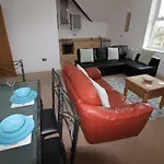 Cardiff Holiday Homes Ashgrove Court Penthouses