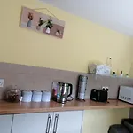 Tynant House- Modern 3 Bed House- City Centre And Free Parking