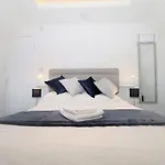 The Coach House - Free Private Parking - By Property Promise