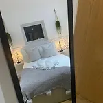 Lower Cathedral C By Mia Living 2 Bedroom Duplex Apartment