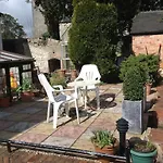 The Laurels Bed And Breakfast