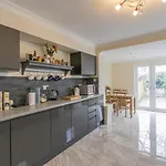 Millennium Stadium Guest House