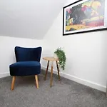 Flat In Cardiff City Centre