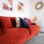 New Modern 1 Bedroom Apartments - Prime Location - By Ekliving Luxe Short Lets & Serviced Accommodation - Cardiff