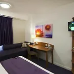 Premier Inn Cardiff Roath