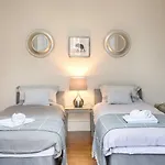Willows-Cardiff Guest House