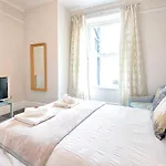 Willows-Cardiff Guest House