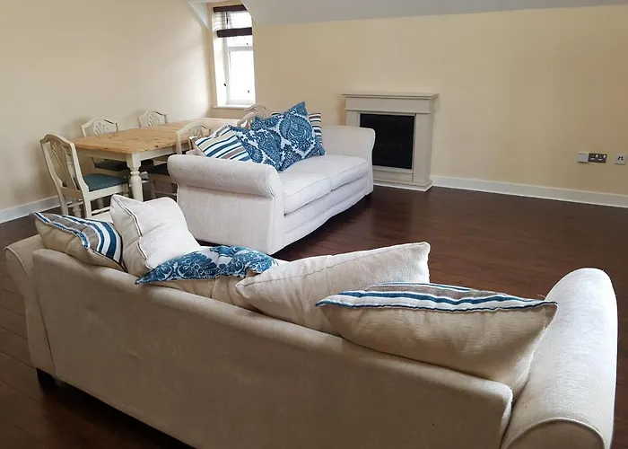 Cardiff Holiday Homes Ashgrove Court Penthouses