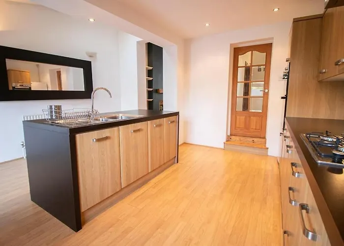 Burnaby\'S Home, By Home Host, Free On Street Parking