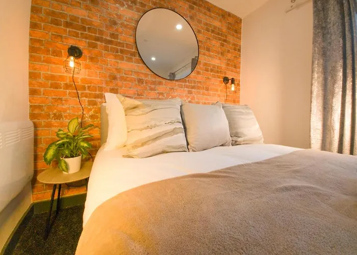 Cosmeston Cwtch By Property Promise