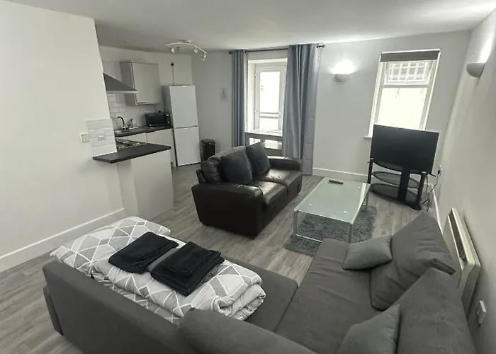 Cardiff City Centre Apartment