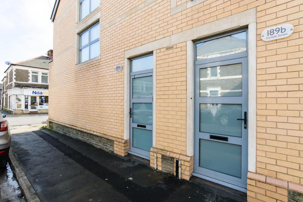 Retreat, 2 Bed House With Cloudstream Hot Tub