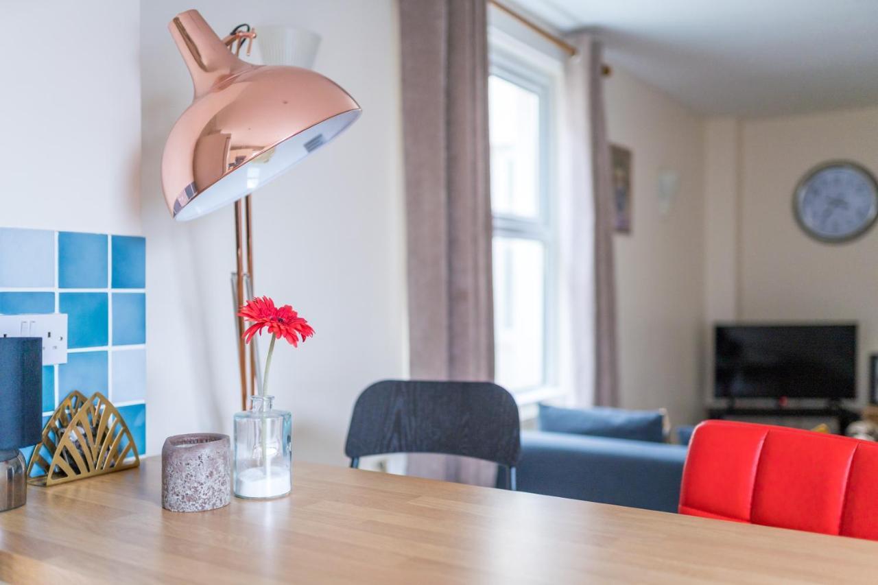 The Ella Fitzgerald - Modern 2 Bedroom Apartment, Super Close To Centre Apartment Cardiff