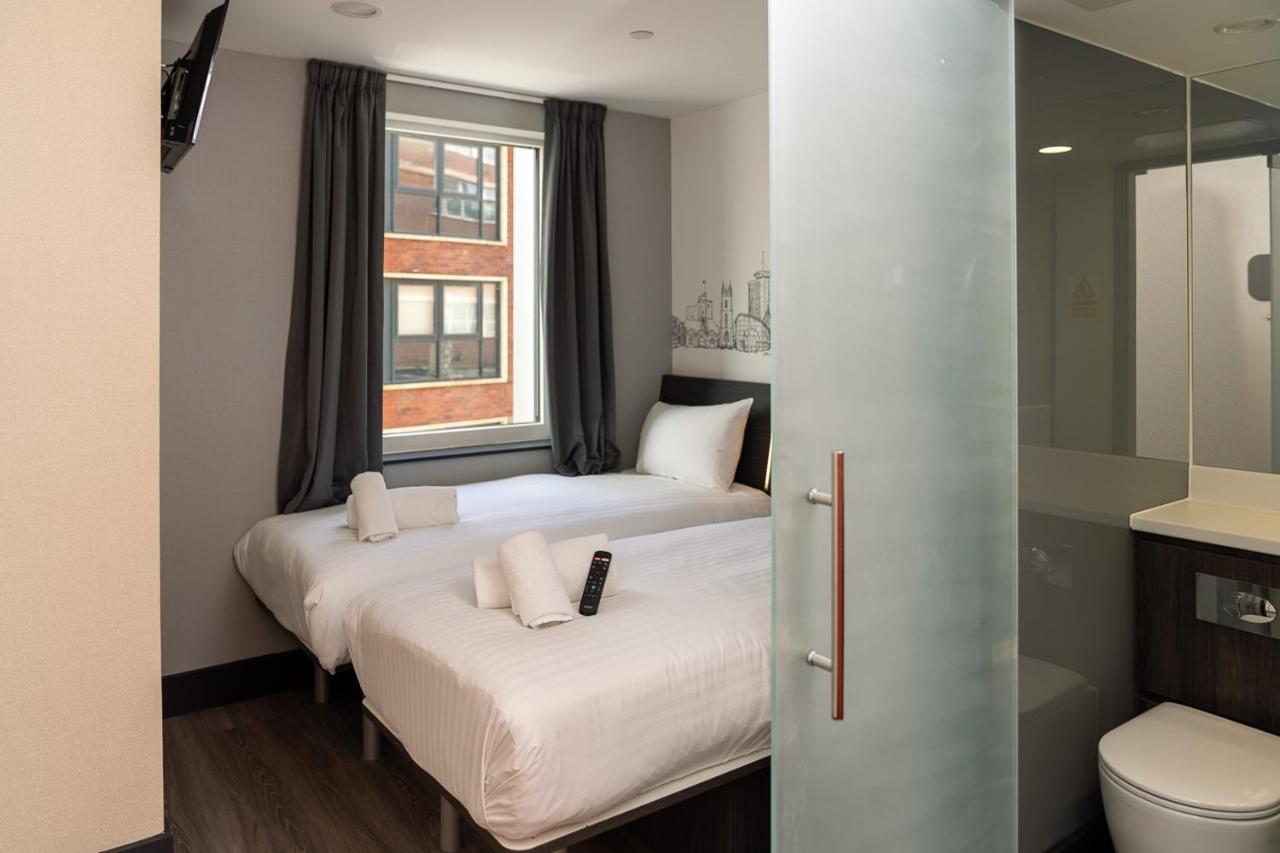 Hotel Easyhotel 3*