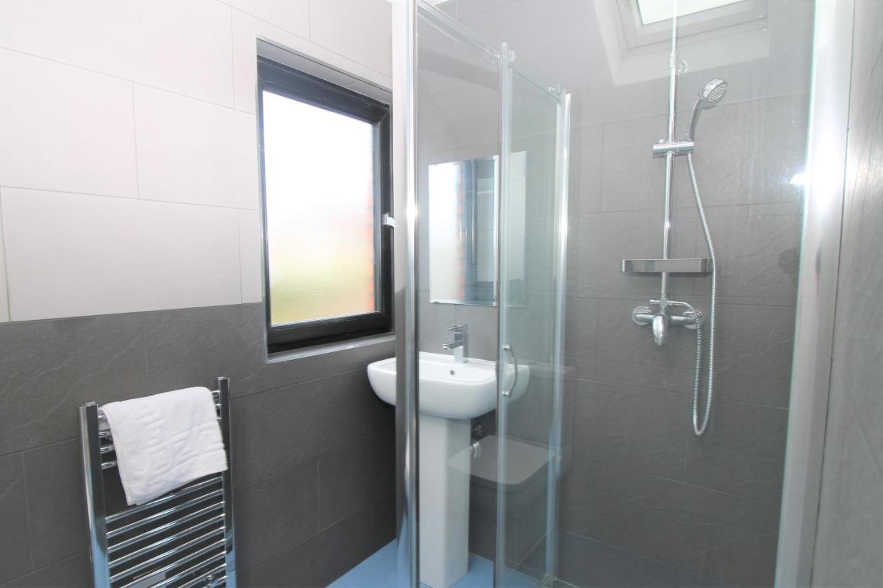 The Coach House - Free Private Parking - By Promise * Cardiff