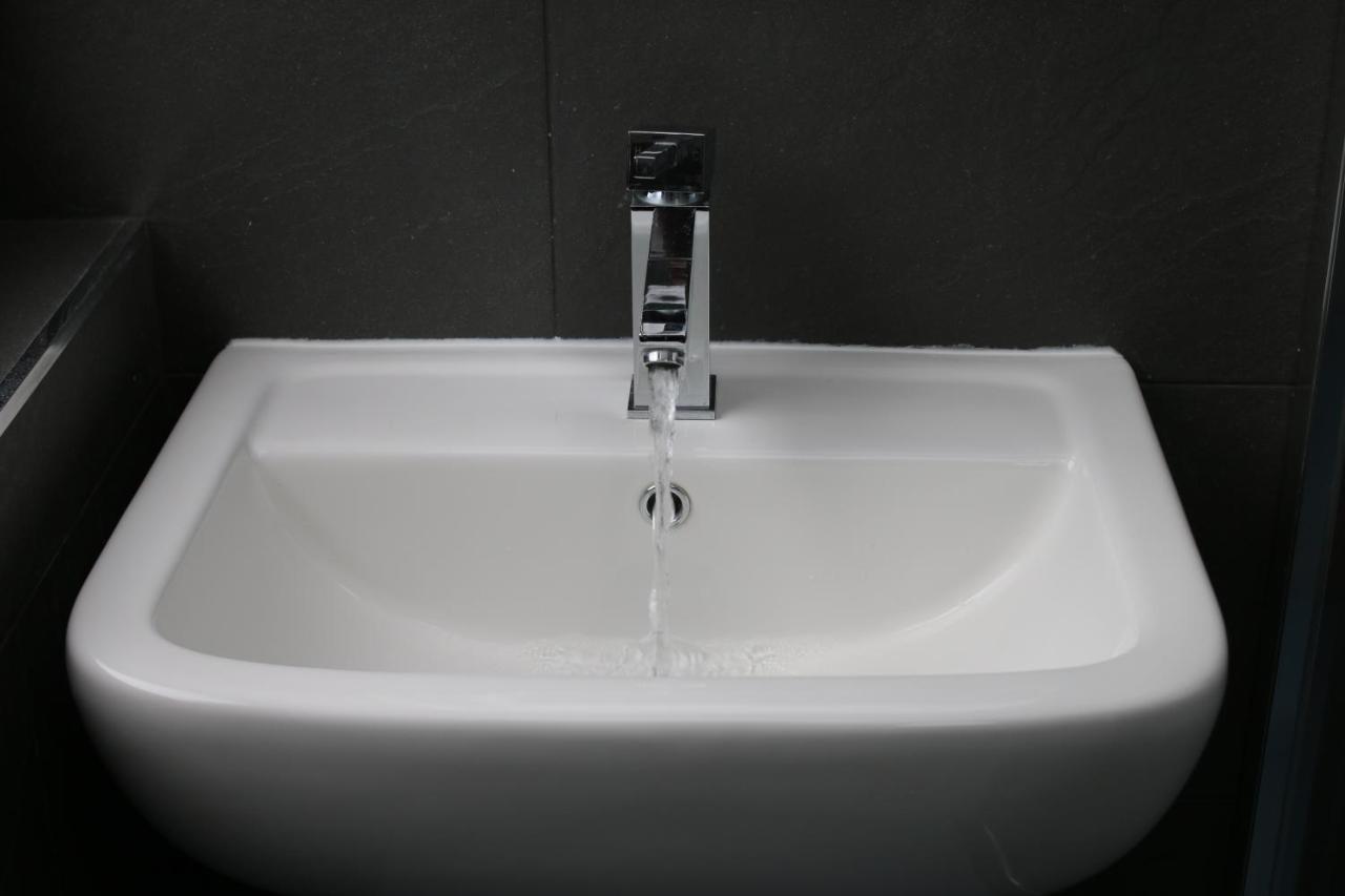 Apartment The Coach House - Free Private Parking - By Promise Cardiff