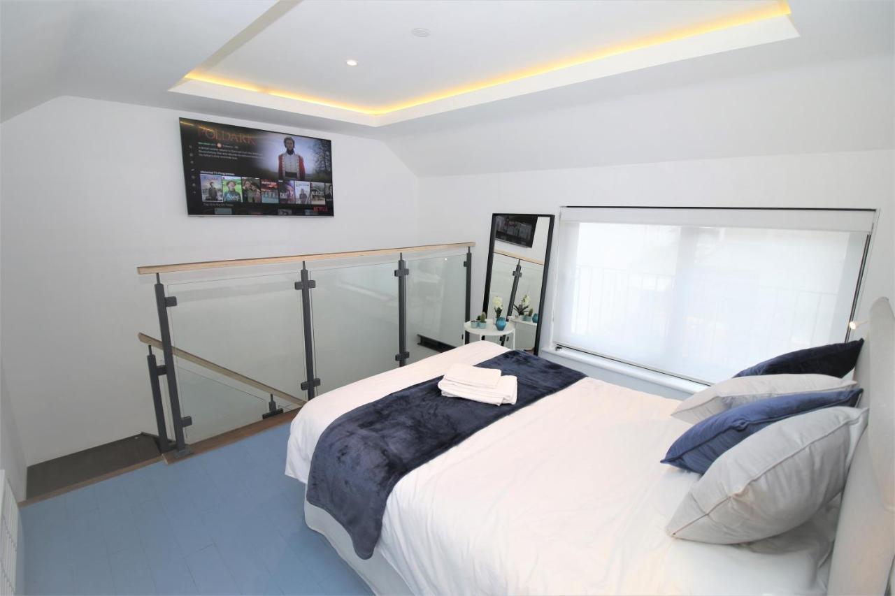 The Coach House - Free Private Parking - By Promise Apartment *