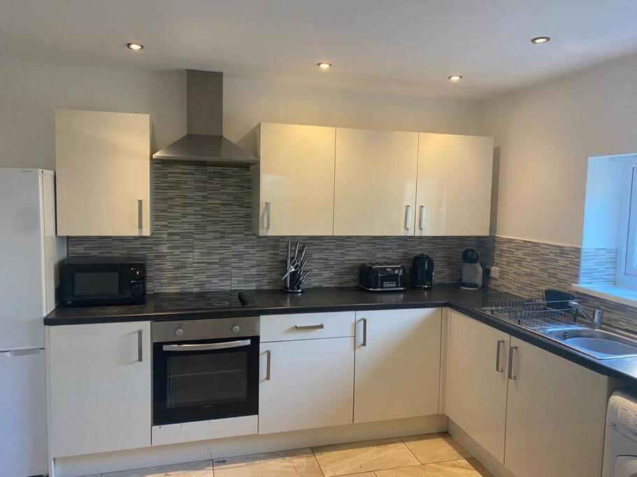 Lower Cathedral C By Mia Living 2 Bedroom Duplex Apartment Apartment *
