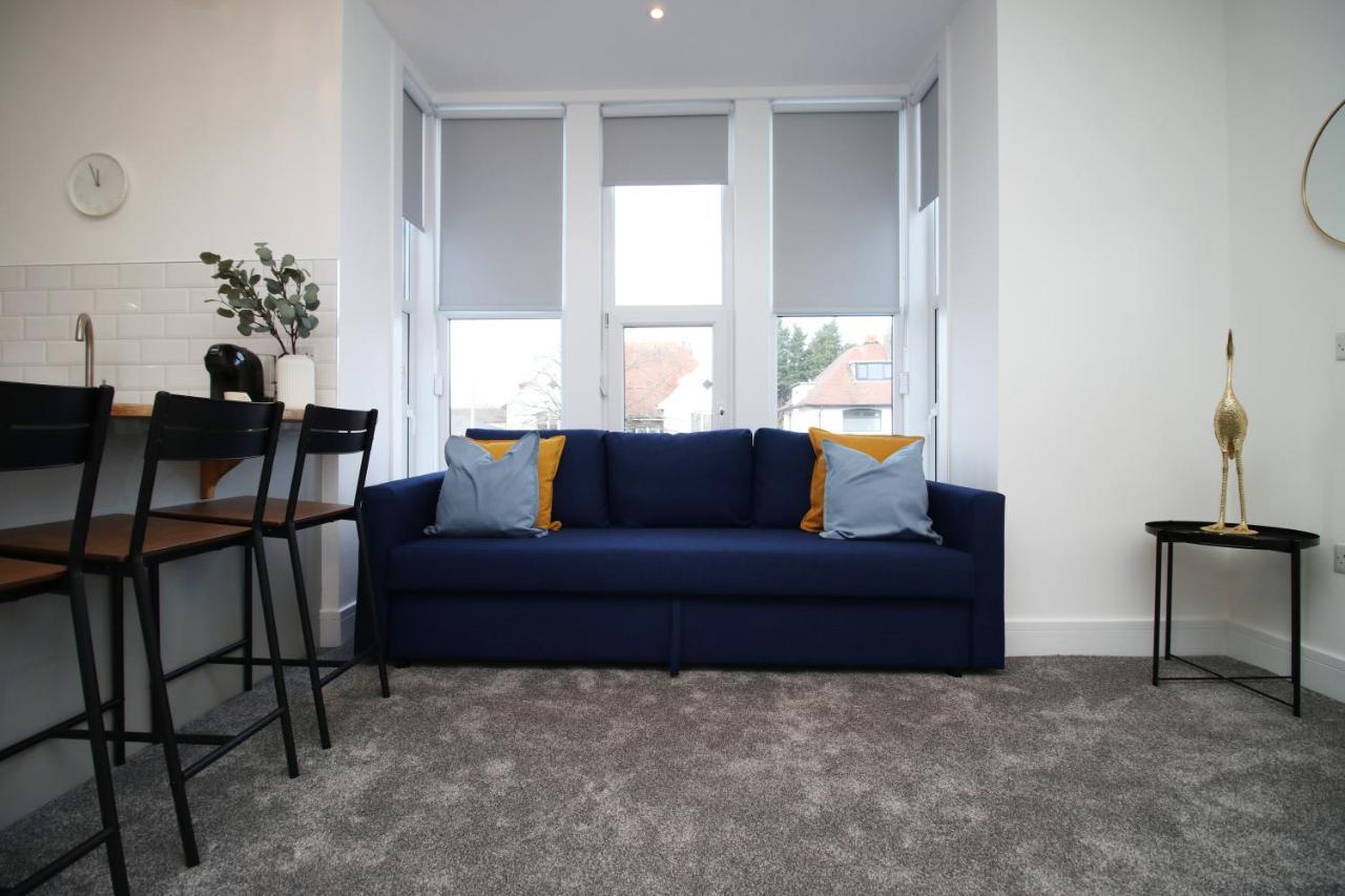 No 49 Apartments, Perfect For Business And Leisure Stays, 10 Min Drive Into Centre, Easy Access To Local Transport, 1br And 2br Available, Free Parking * Cardiff