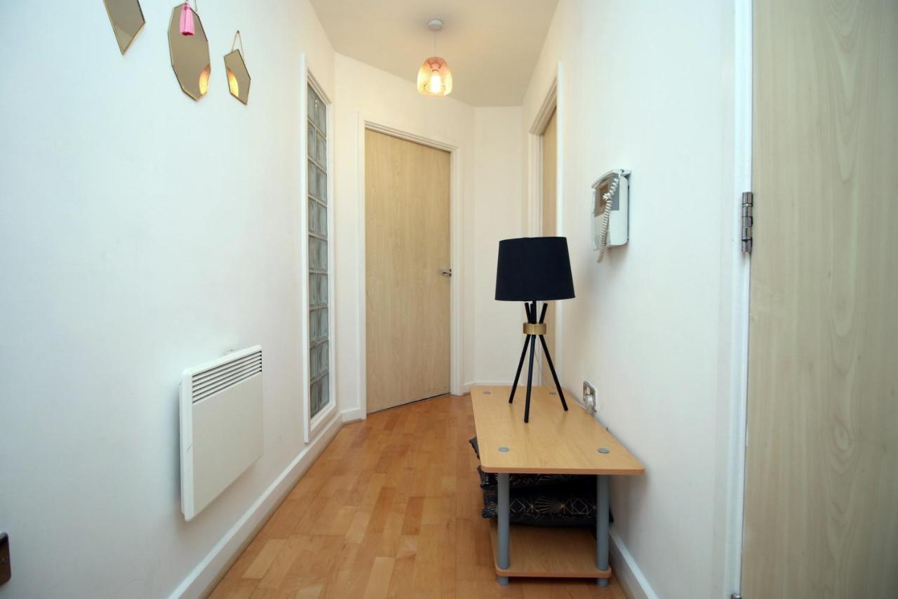 Apartment The Hayes By Mia Living 2 Bedroom In Centre