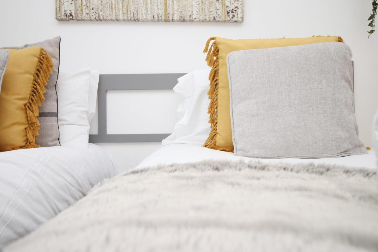Apartment The Hayes By Mia Living 2 Bedroom In Centre *