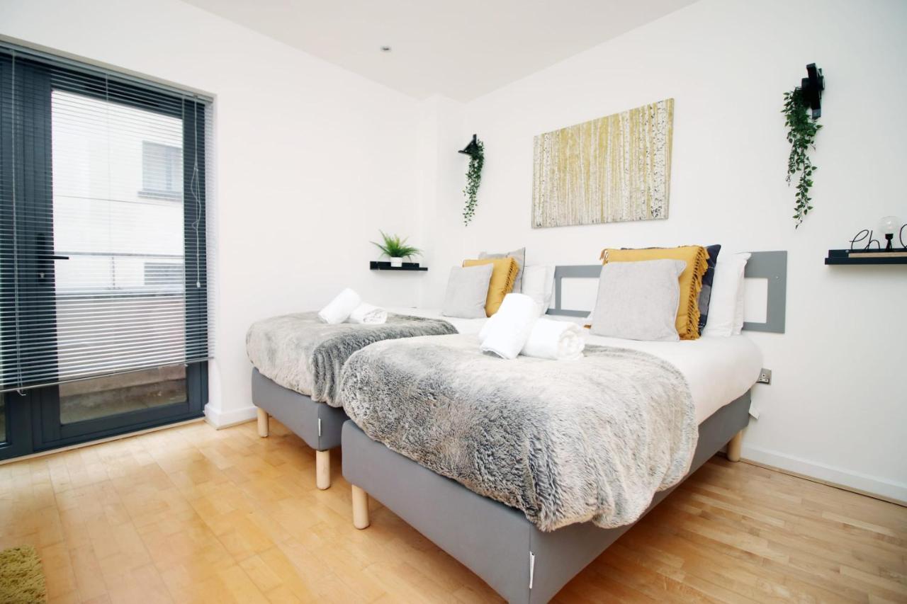 The Hayes By Mia Living 2 Bedroom In Centre Cardiff