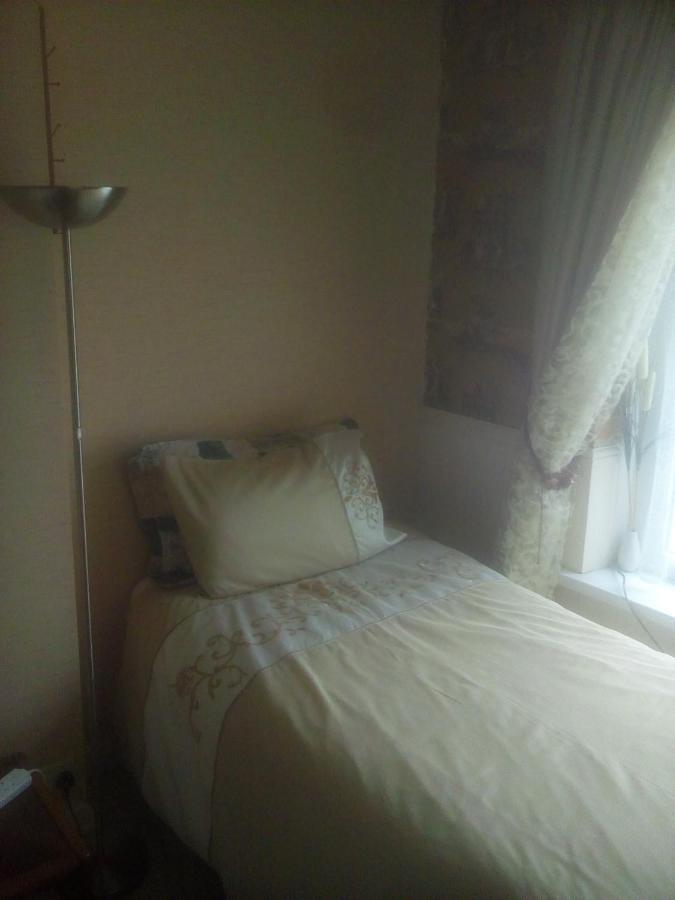 The Principality 2 Singles Bedroom *