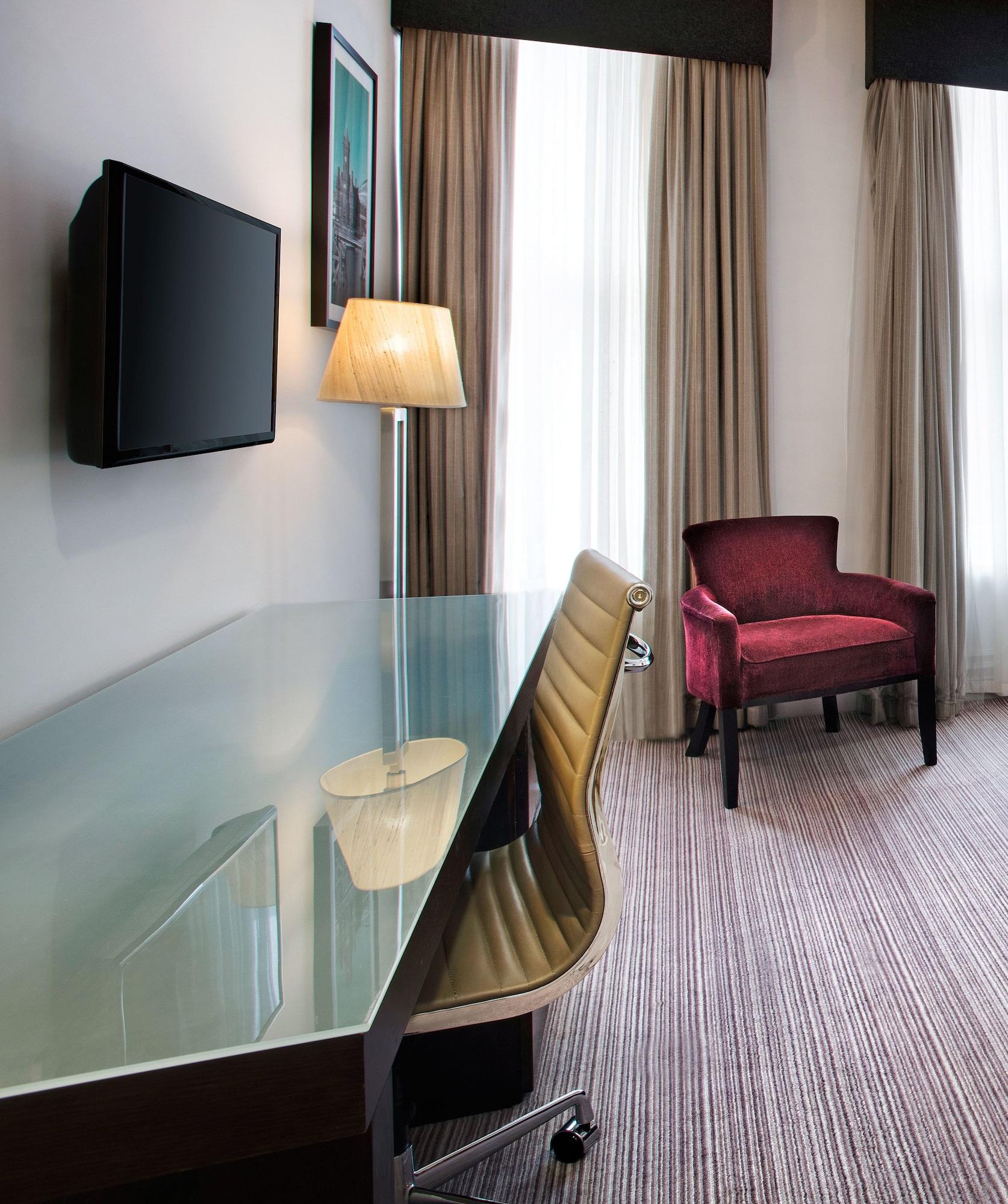 Leonardo Hotel 4*
