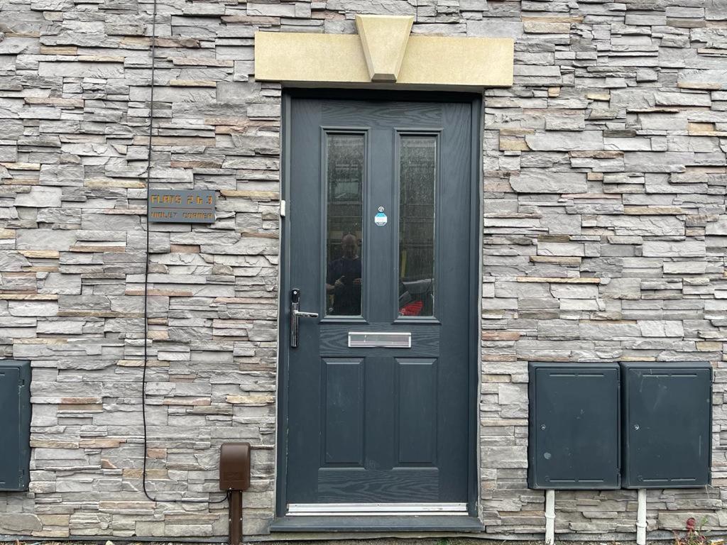 New 2 Bed Comfort - Functional - Secure - Private * Cardiff