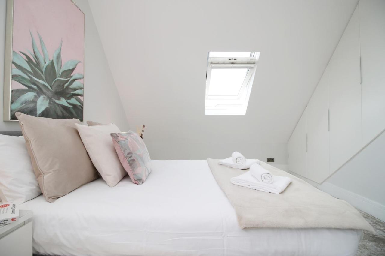 Apartment New 2 Bed Comfort - Functional - Secure - Private Cardiff