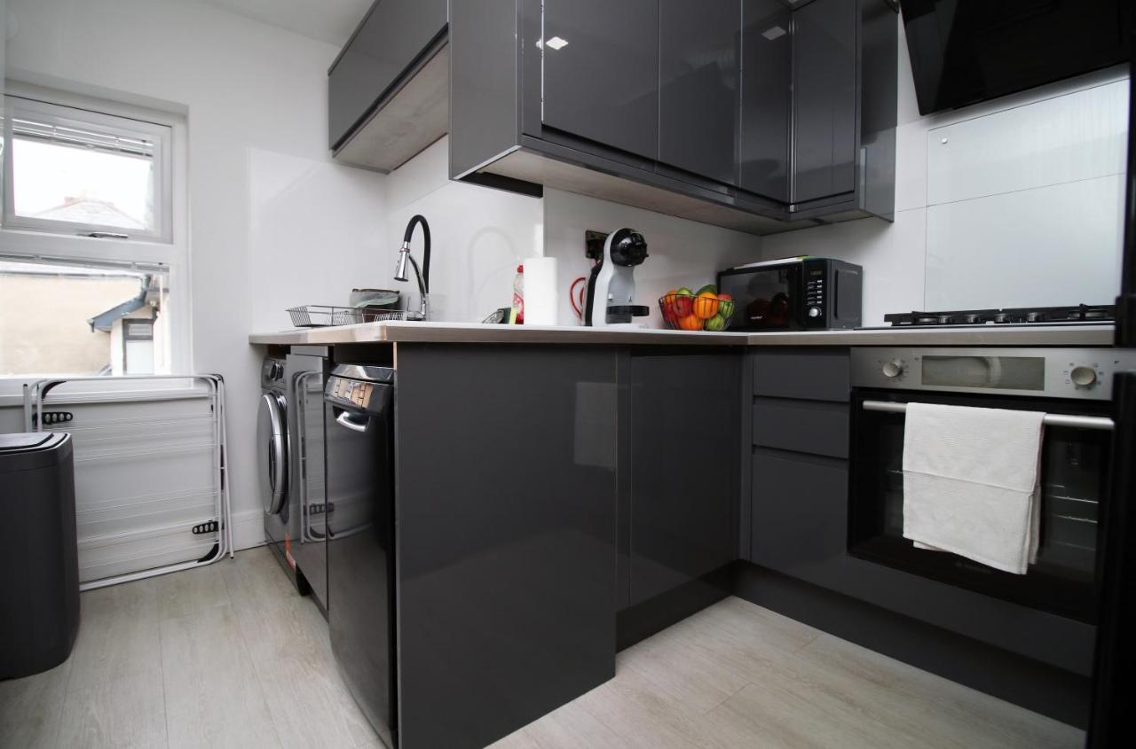 New 2 Bed Comfort - Functional - Secure - Private
