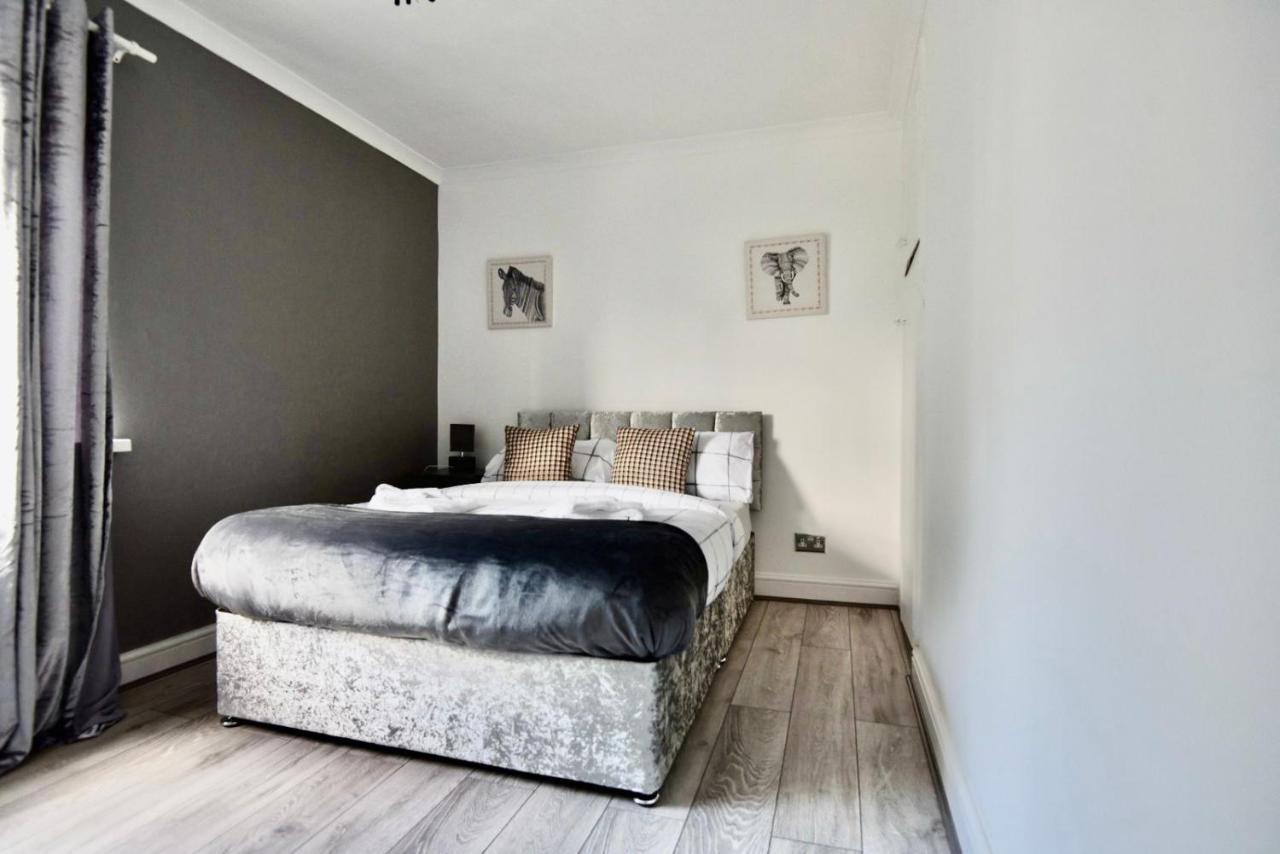 Come On In Centre Wentloog Close Sleeps Upto 6 Cardiff