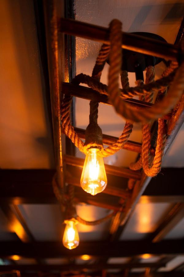 Tyr Winch Hotel