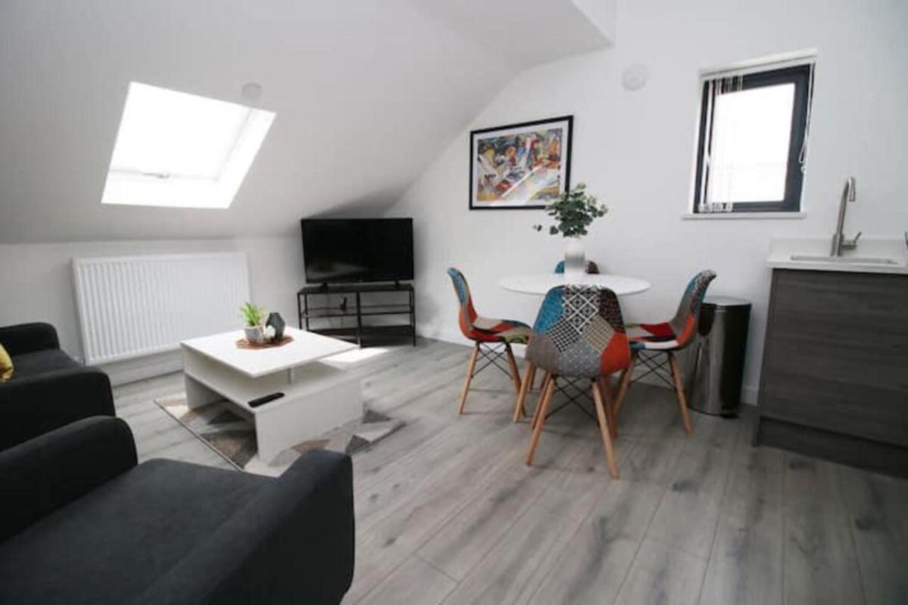 Flat In Centre Cardiff