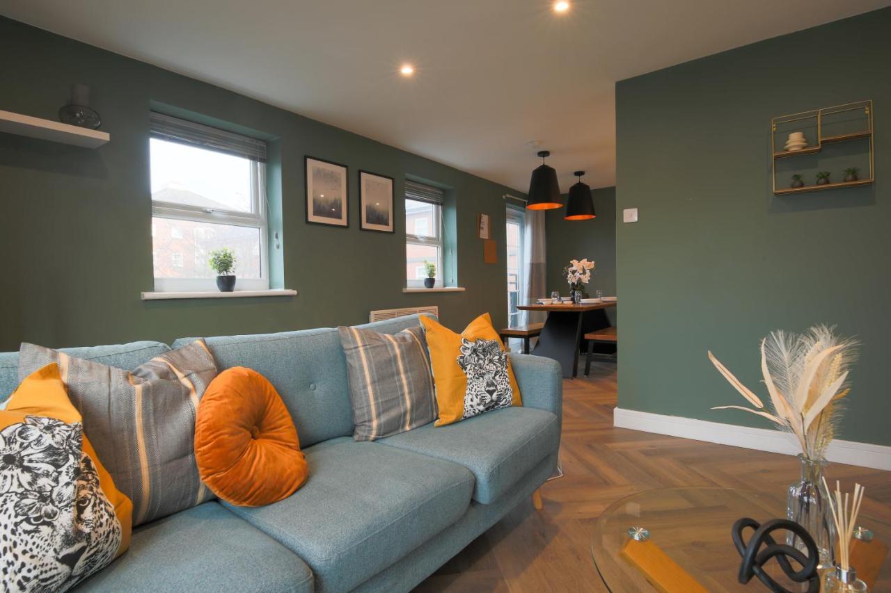 Stayright Stylish Bay 2 Bed Apartment- Private Parking & 10 Mins To Bay & Apartment Cardiff