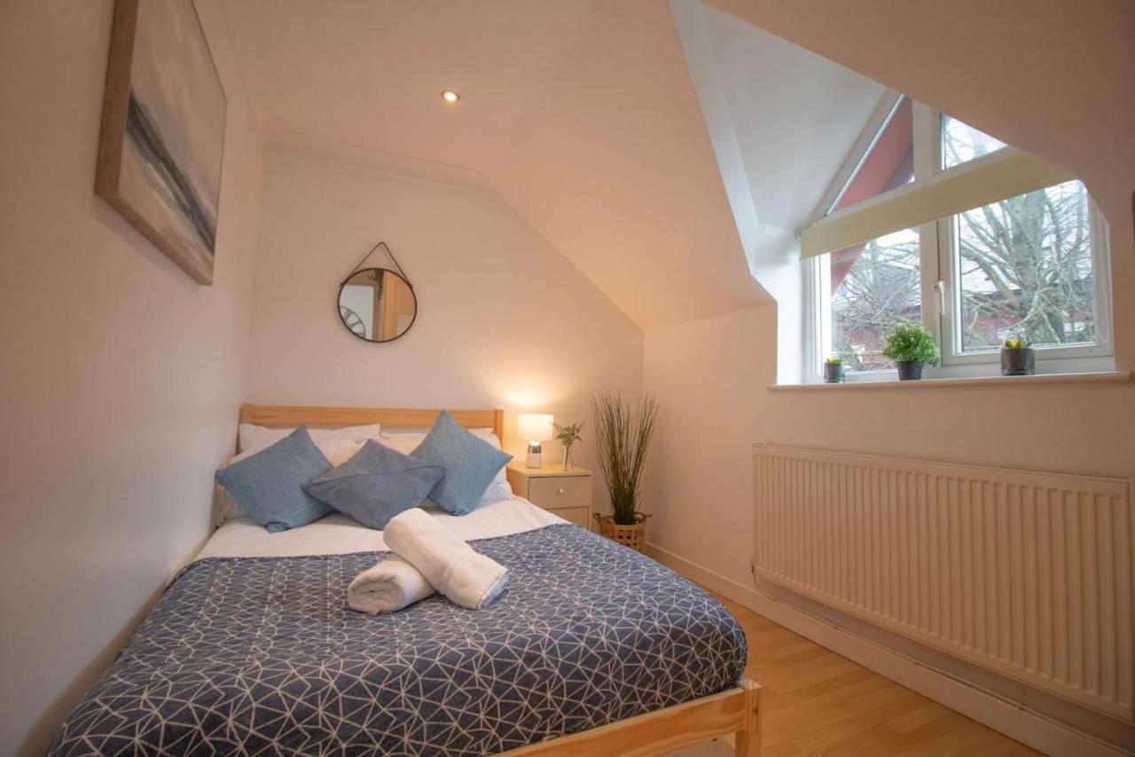 Sealock Mews By Promise *