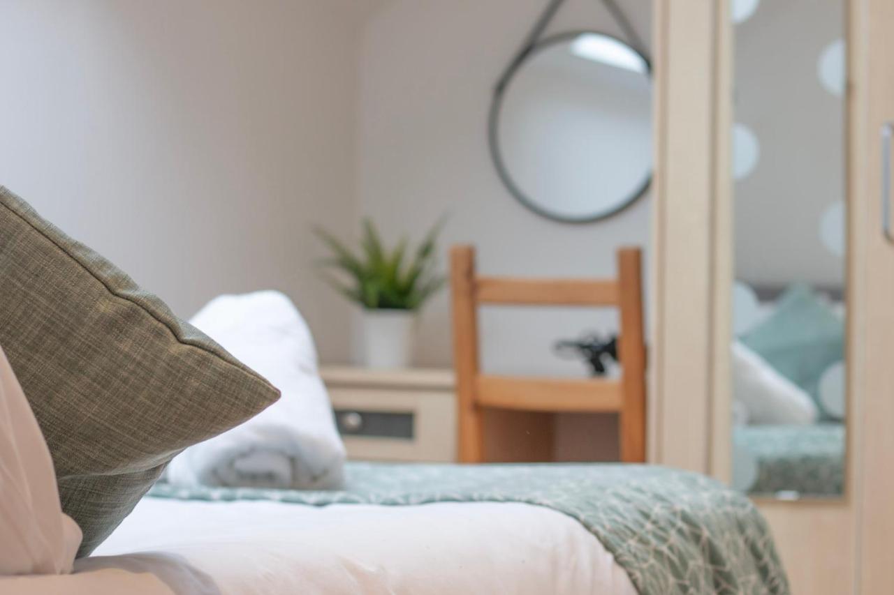 Sealock Mews By Promise * Cardiff